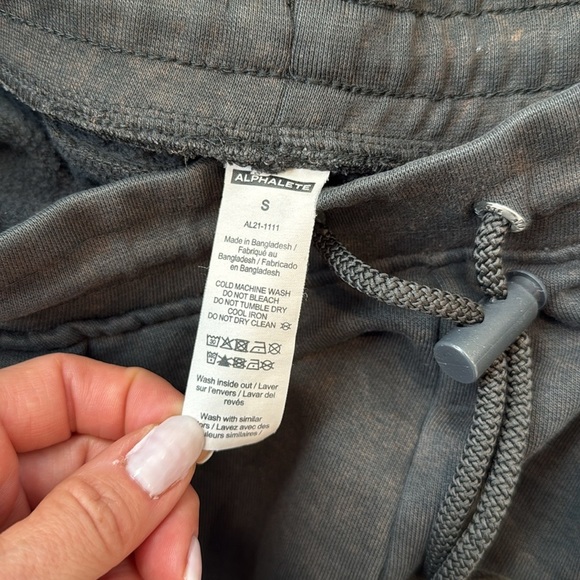 Alphalete Charcoal Grey Jogger Pants size - Picture 5 of 5